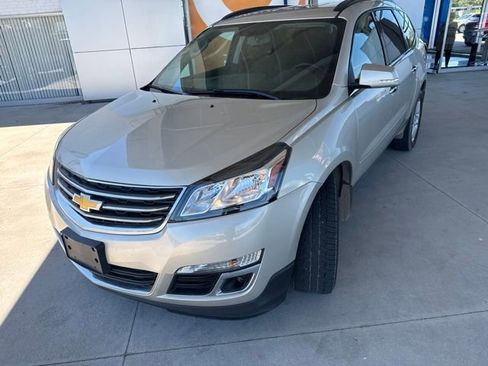 Used 2016 Chevrolet Traverse LT w/ Style and Technology Package AWD/4WD image 9