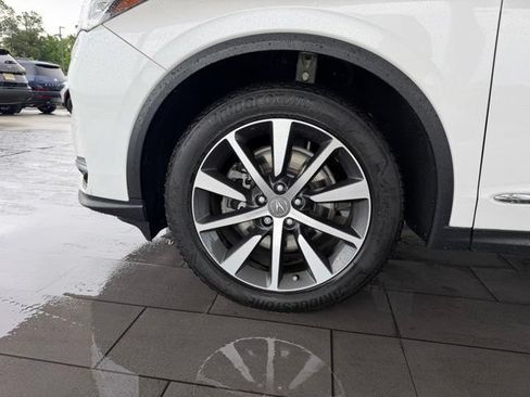 Used 2025 Acura MDX FWD w/ Technology Package image 11