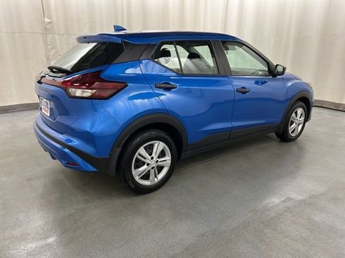 Used 2024 Nissan Kicks S FWD image 4