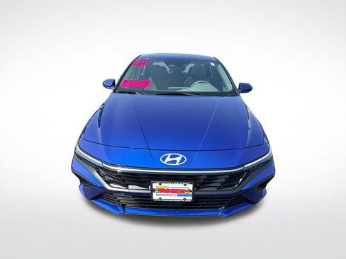 Certified 2024 Hyundai Elantra SEL w/ Convenience Package FWD image 8