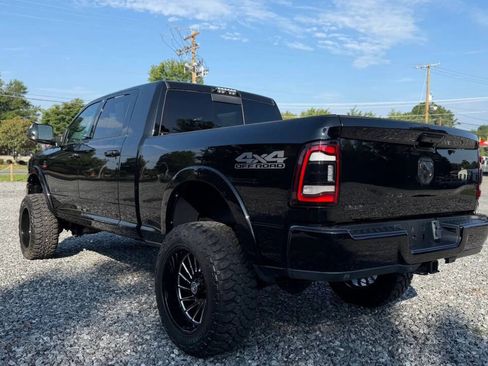 Used 2022 RAM 2500 Laramie w/ Night Edition AWD/4WD image 4