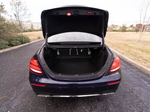 Used 2020 Mercedes-Benz E 350 Sedan image 33