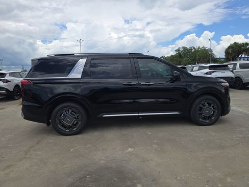 New 2026 Kia Carnival SX FWD image 9
