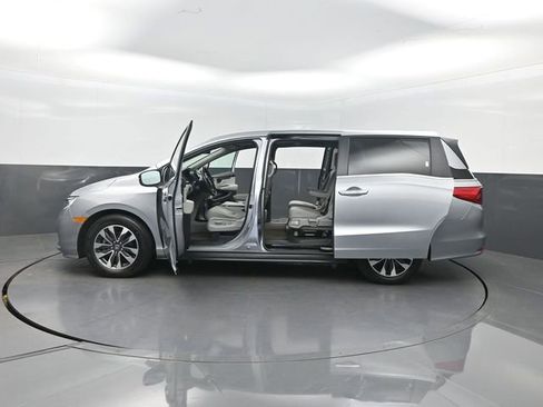 Used 2022 Honda Odyssey EX-L image 40
