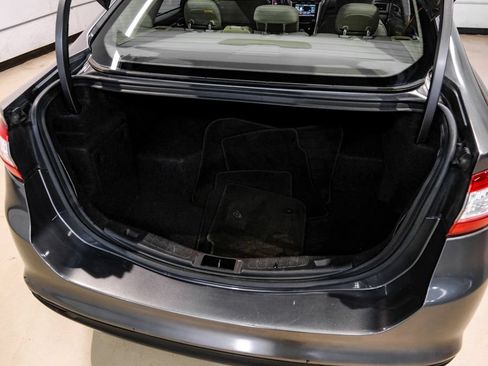 Used 2014 Ford Fusion SE FWD image 62
