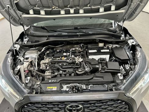 Used 2023 Toyota Corolla Cross LE w/ Moonroof Package image 24