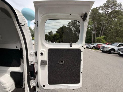 Used 2016 Chevrolet City Express LT FWD image 13
