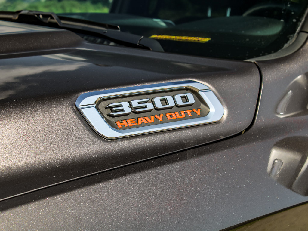 Used 2025 RAM 3500 Big Horn AWD/4WD image 10