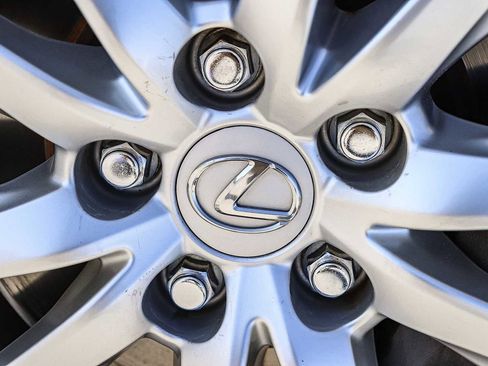 Used 2016 Lexus IS 200t image 15