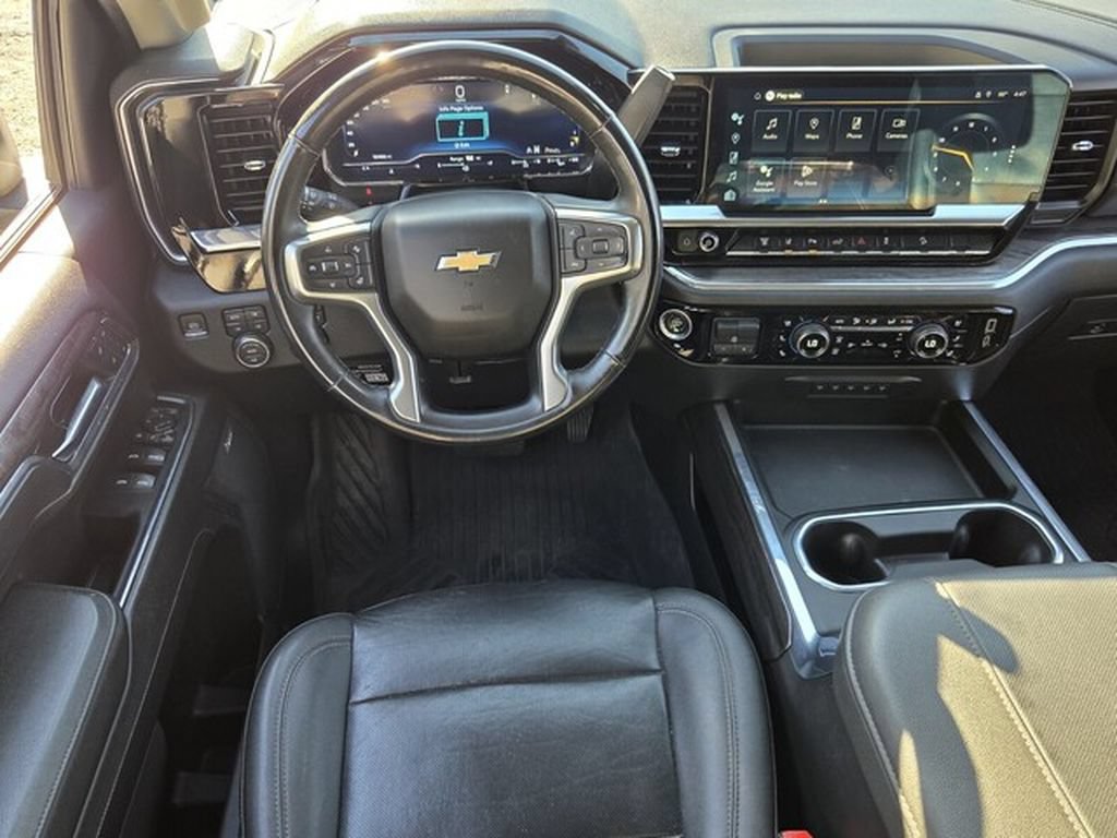 Used 2024 Chevrolet Silverado 2500 LTZ w/ LTZ Plus Package AWD/4WD image 5
