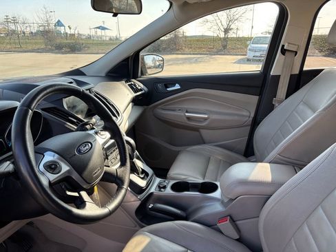 Used 2014 Ford Escape SE w/ Equipment Group 201A image 13