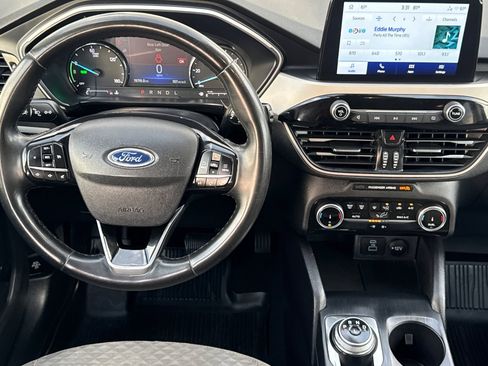 Certified 2022 Ford Escape SE w/ Convenience Package image 13