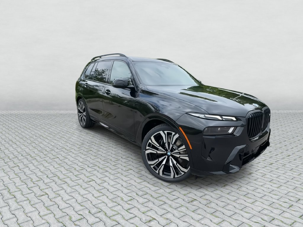 Used 2027 BMW X7 M60i AWD/4WD image 2
