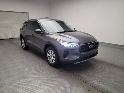 Used 2023 Ford Escape Active image 13