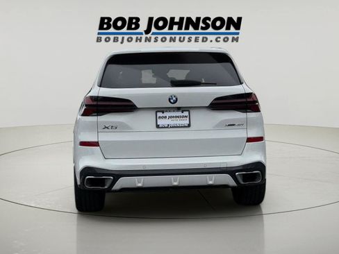 Used 2024 BMW X5 xDrive40i w/ M Sport Package AWD/4WD image 3