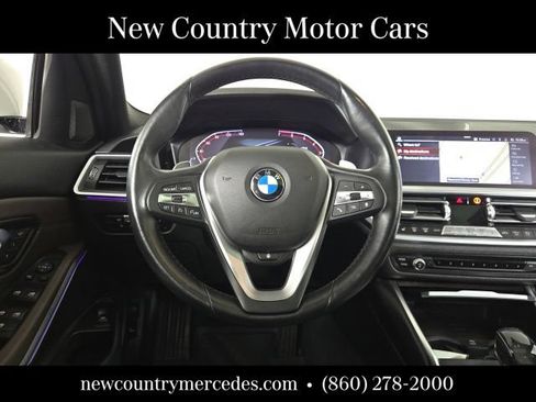 Used 2020 BMW 330i xDrive Sedan w/ Premium Package AWD/4WD image 21
