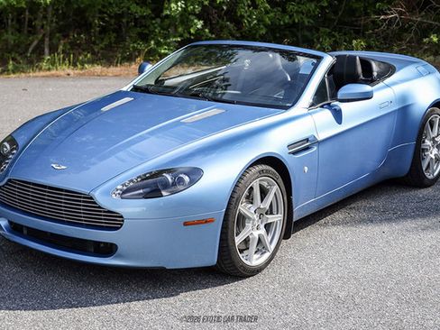 Used 2007 Aston Martin V8 Vantage Roadster RWD image 38