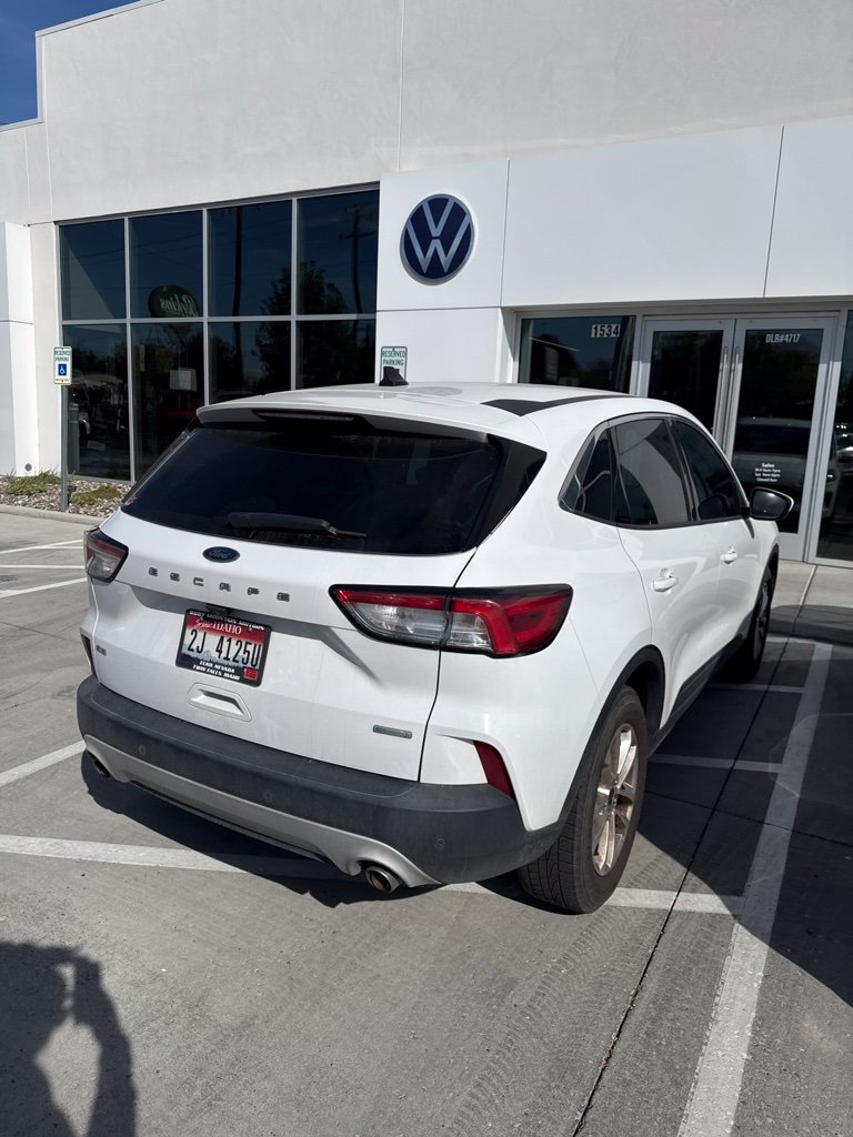 Used 2020 Ford Escape SE FWD image 7