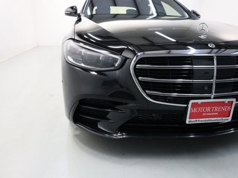 Used 2022 Mercedes-Benz S 580 4MATIC Sedan w/ AMG Line Package image 73