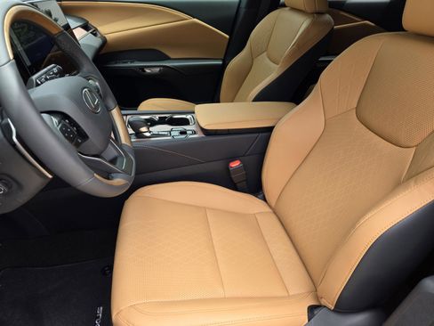 New 2026 Lexus RX 350 FWD image 5