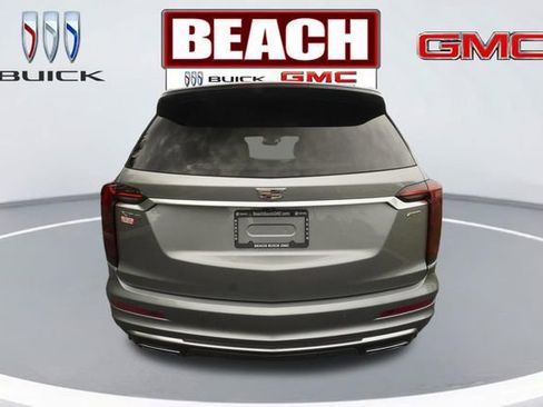 Used 2024 Cadillac XT6 Premium Luxury w/ Technology Package FWD image 4