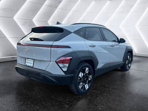 Used 2024 Hyundai Kona SEL w/ Convenience Package FWD image 7