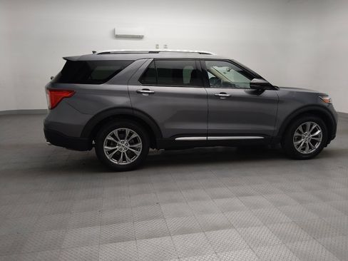 Used 2022 Ford Explorer Limited w/ Equipment Group 301A image 10