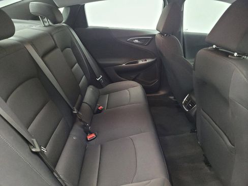 Used 2024 Chevrolet Malibu LT image 19