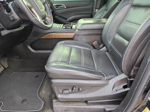 Used 2018 GMC Yukon XL Denali w/ Denali Ultimate Package AWD/4WD image 9