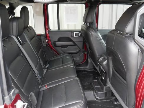 Used 2021 Jeep Wrangler Unlimited Sahara image 26