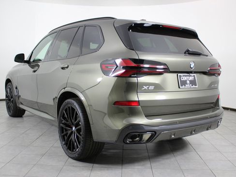 New 2026 BMW X5 xDrive40i image 3