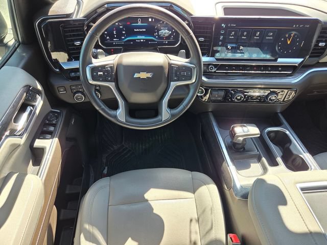 Used 2022 Chevrolet Silverado 1500 LTZ w/ LTZ Premium Package AWD/4WD image 12