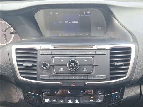 Used 2016 Honda Accord LX image 12