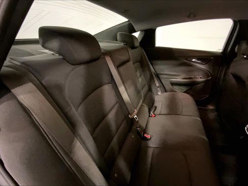Used 2025 Chevrolet Malibu LT FWD image 23