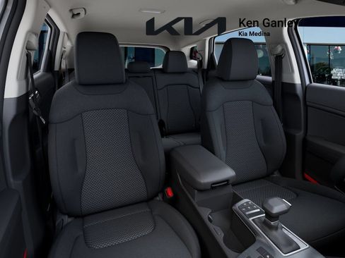 New 2026 Kia Sportage LX w/ LX Convenience Package FWD image 15