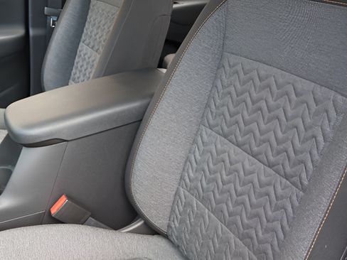 Used 2022 Chevrolet Equinox LT FWD image 15