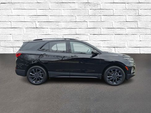 Used 2024 Chevrolet Equinox RS w/ LPO, Floor Liner Package image 8