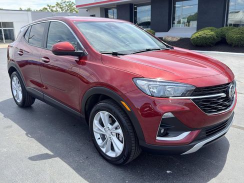 Used 2023 Buick Encore GX Preferred w/ Cold Weather Comfort Package AWD/4WD image 2