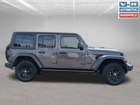 Used 2023 Jeep Wrangler Unlimited Sport AWD/4WD image 24