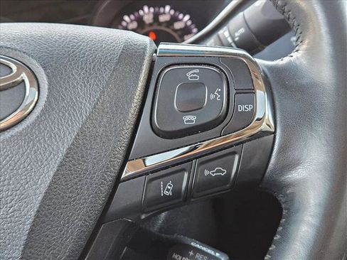 Used 2018 Toyota Avalon Limited FWD image 23