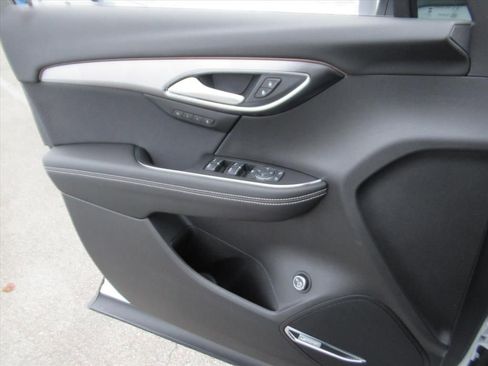 New 2026 Buick Envision Sport Touring image 29