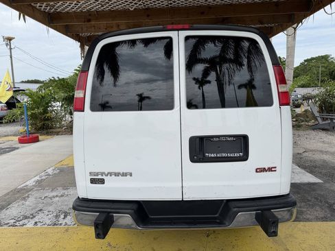 Used 2019 GMC Savana 2500 w/ Driver Convenience Package RWD image 6