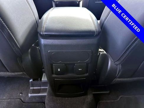 Certified 2024 Ford Explorer XLT w/ Equipment Group 202A AWD/4WD image 10