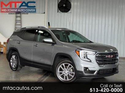 Used 2024 GMC Terrain SLT