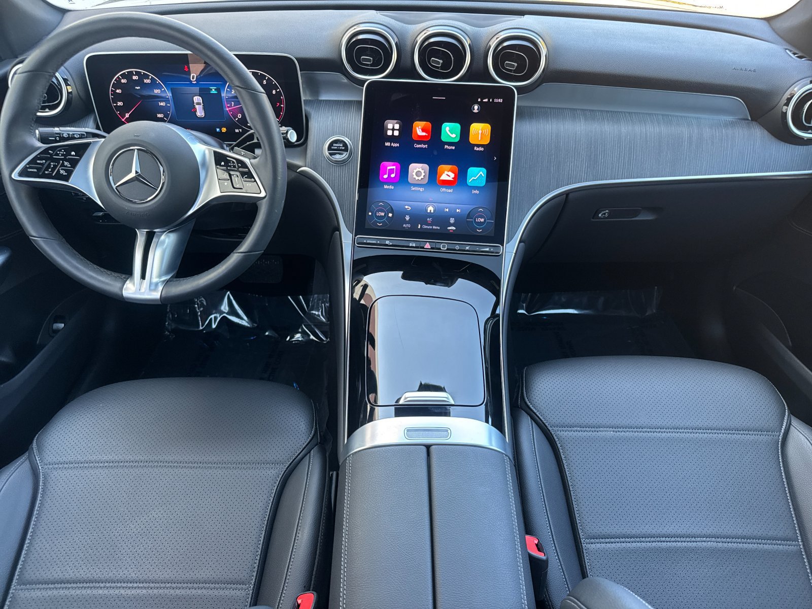 Certified 2026 Mercedes-Benz GLC 300 4MATIC image 13