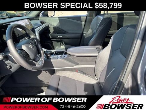 Used 2025 Lexus TX 350 AWD w/ Technology Package image 9
