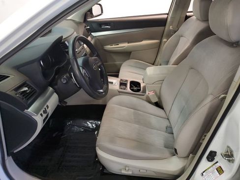 Used 2014 Subaru Outback 2.5i Premium AWD/4WD image 10