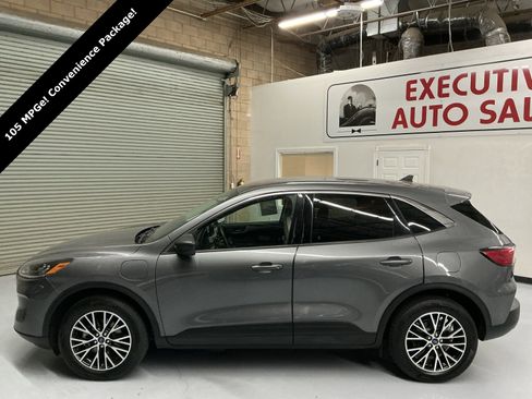 Used 2022 Ford Escape SE w/ Convenience Package image 8