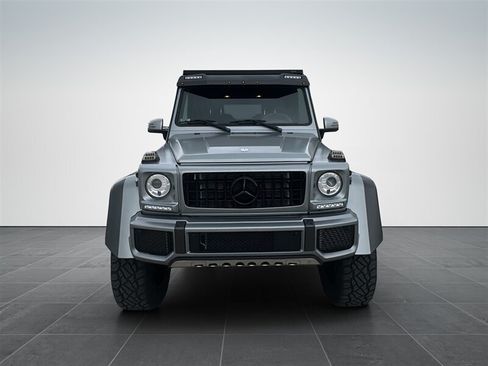 Used 2017 Mercedes-Benz G 550 Squared image 3