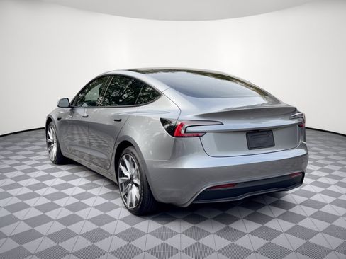 Used 2025 Tesla Model 3 Long Range RWD image 3